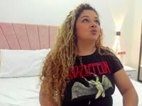 Hello, my name is Natalia, a Latin woman, curly hair, cute, I like to have fun, make me laugh, I like to please you and let us mutually fulfill our fantasies, I am very naughty but at the same time tender