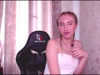 Hello dear) I am sweet sexy real legally blonde with vanilla lips and sexy body
My eyes make u get crazy hun. Come to me, and i make u day smell very tasty vanilla with cherry