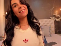 I am a sweet, flirtatious, and very spontaneous girl. ✨ I love meeting new personalities, chatting, laughing, and slowly discovering what makes us connect. I can be a little shy at first, but when I get comfortable, my playful and naughty side shows. I like details, good moments, and that special chemistry that makes you want to stay a little longer. Come meet me and let