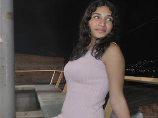 rebeca_tomson