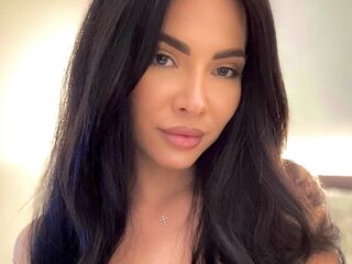 hot webcam slut CaitlynEva