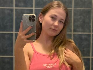 naked cam chatroom GlossyMonica