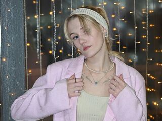 camslut spreading pussy KetrisDrewerses