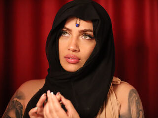 hot webcam video LuciaLyone