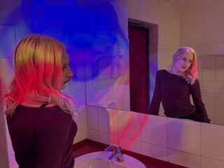 adult cam chat LucilleWiste