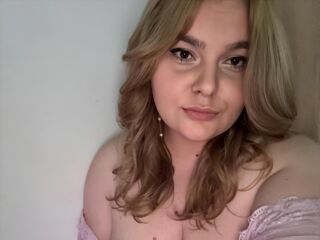 fingering girl chat MeganDarcy