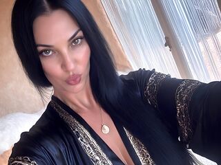 naughty cam girl MiaMontal