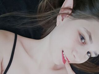 beautiful girl TinishaDubbert