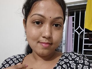 free adult cam picture TrishaSaha