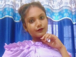 camwhore spreading pussy AngelRani