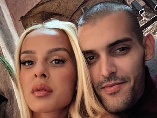 sexshow chatroom GinaMikelSchmidt