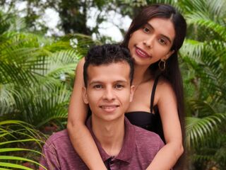 couple naked LuccyAndJames