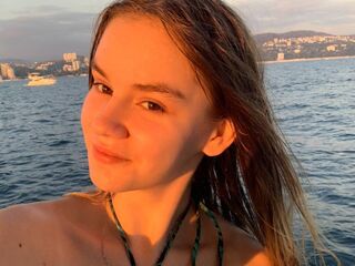 sexy cam girl AgnesShy