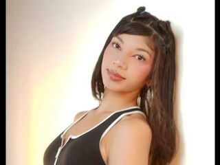 live striptease AlahiaWood