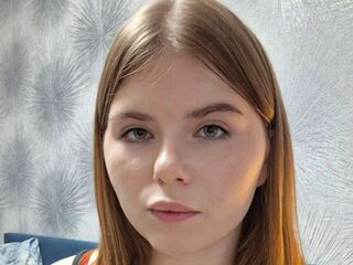 hot girl live cam AliaFerrarini