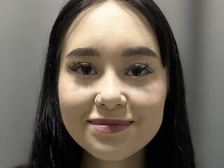 girl topless AlicaSwith