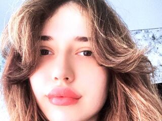 bedroom live sex AliceTrisavya