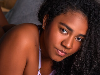 hot camhooker AmaraRuiiz