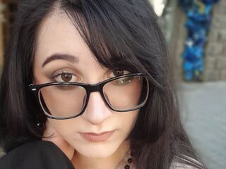 closeup AmberlyPerri