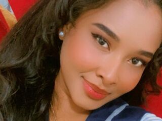 chatroom webcam photo AmelyaMatt