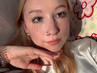 camgirl playing with dildo AnnLark