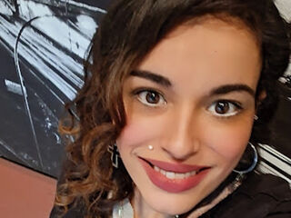 cam girl fingering pussy AriannaRican