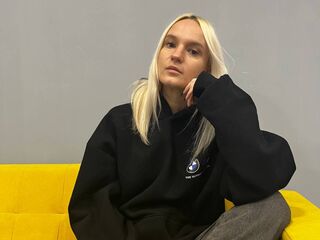 mastubating web cam girl AshleyAngels