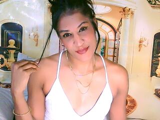 videochat AzzyGreene