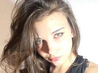adult webcam BriandaLudwic