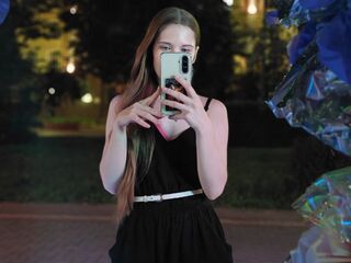 camslut fingering pussy CallieBarca