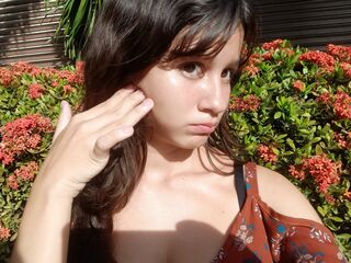 camgirl webcam CameliaTorres