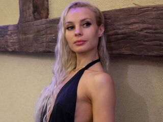camgirl video chat CathiGetsinger