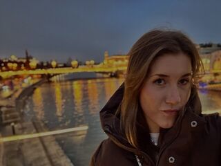 girl cam naked CaylinGarczynski