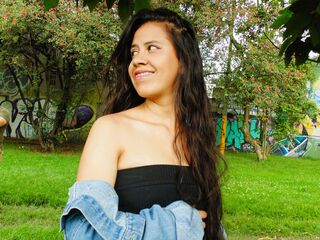 girl chatroom CelesteBenett