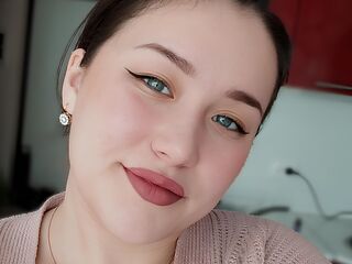 cam girl livecam CharyBingg