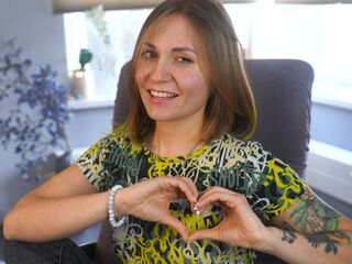 hot cam girl masturbating with vibrator ChauFullmore