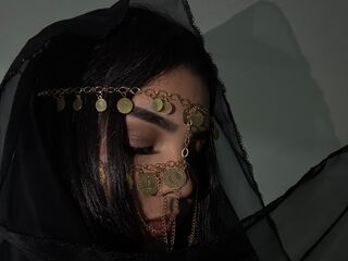 free video chat room ChloeRouz