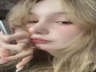 camslut naked CicelyAdessa