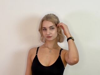 shaved pussy web cam CleoHarringtons