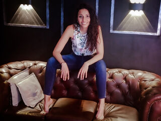 camslut naked DamarisPommes