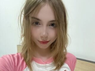 camgirl fingering pussy DaniGlow