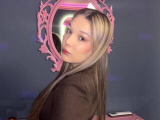 naked webcamgirl DarnellCalvani