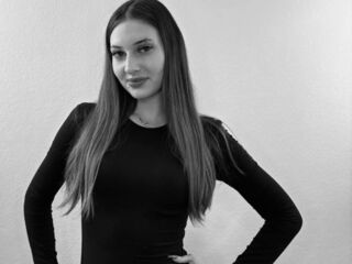 girl webcam DaynaNicholls