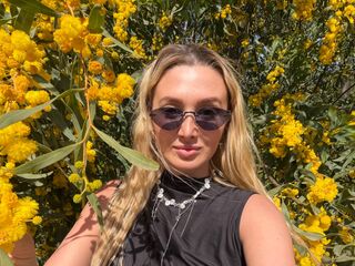 cam girl chat DelaineClowerd