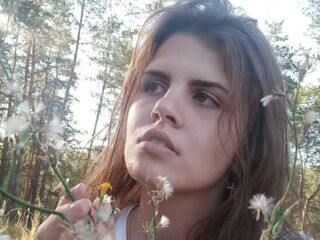 naked camgirl masturbating with dildo DelfinaSteedley