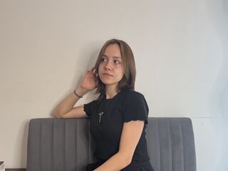 girl showing pussy DevonaBranecki