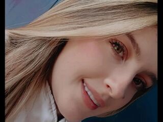 nude webcam DioneKises