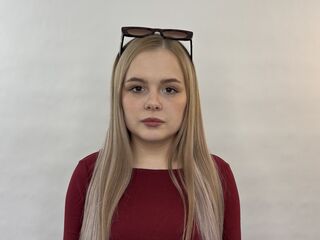 adult chat room DonellaAutobee