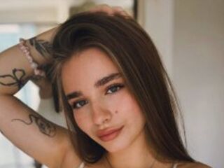 cam girl chatroom ElinaLuxe
