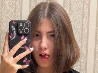 camgirl masturbating with sextoy EllieLenon